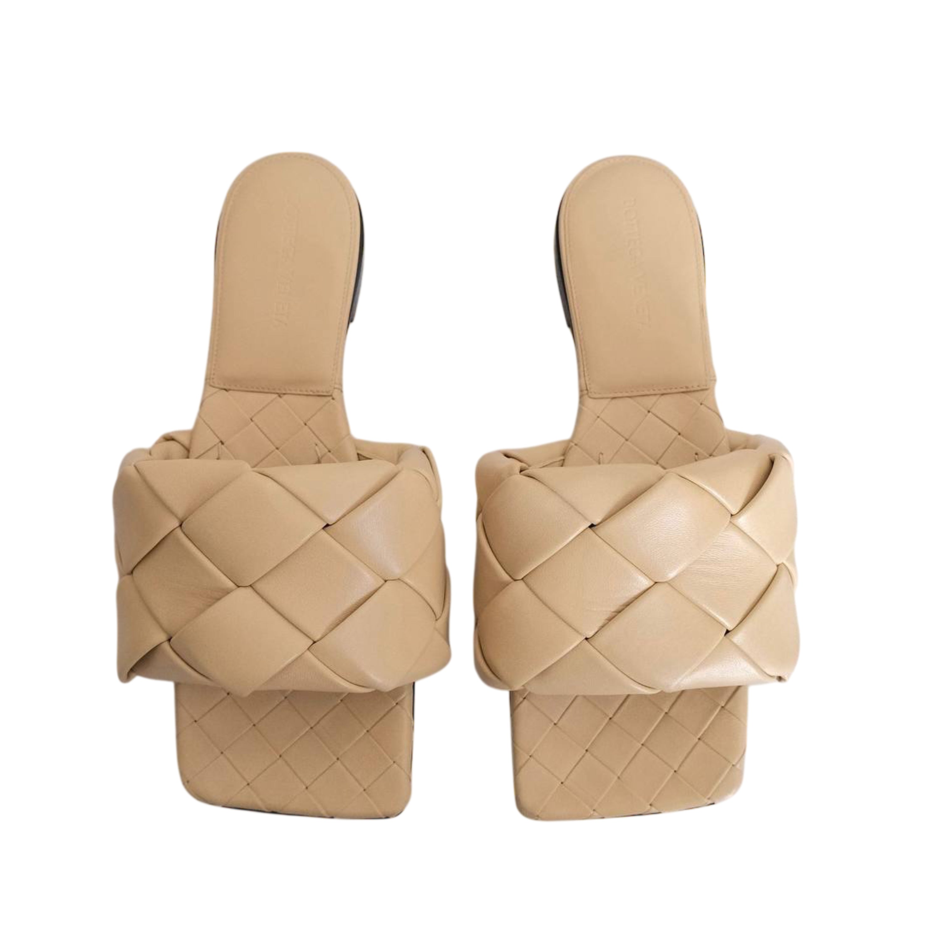 BOTTEGA VENETA - Lido Flat Sandals Leather in Sugar Cane