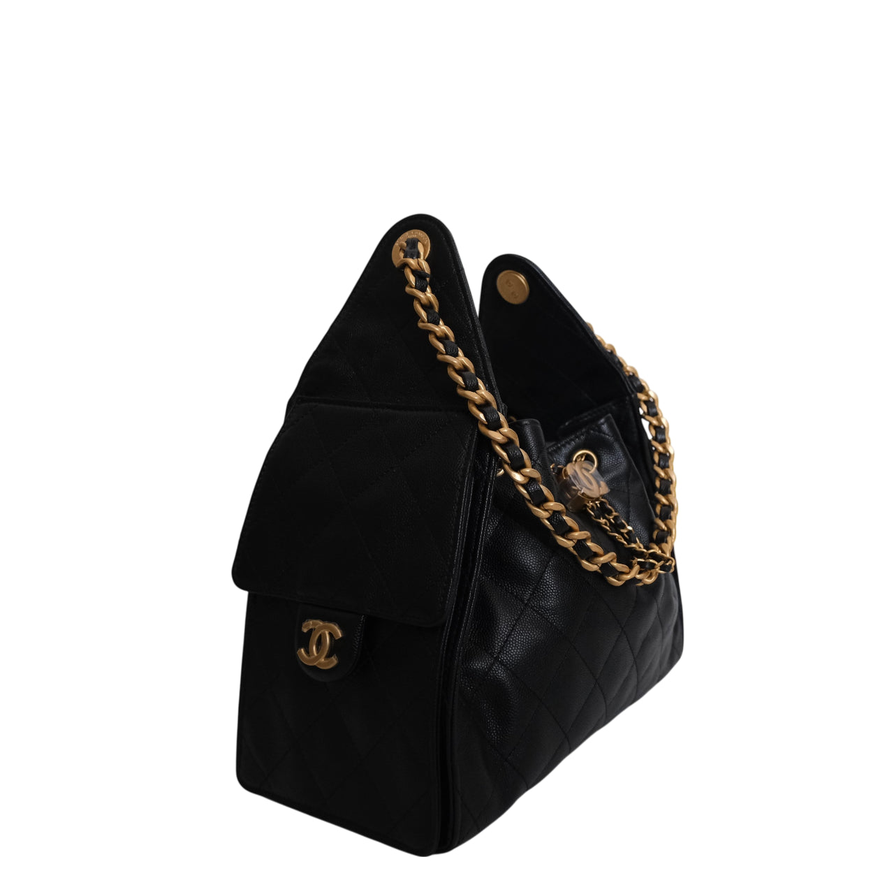 CHANEL - 25 Small Caviar Leather in Black GHW