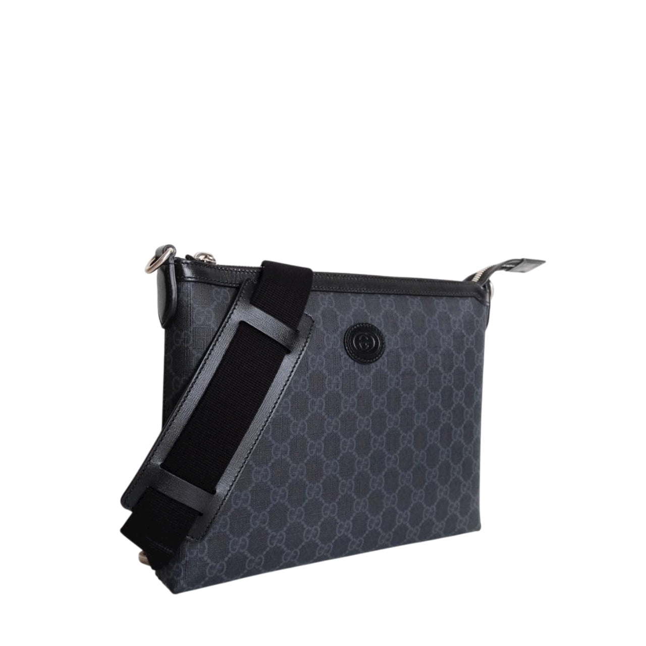 GUCCI - 2 In 1 Slingbag & Clutch in Supreme Canvas & Leather in Black